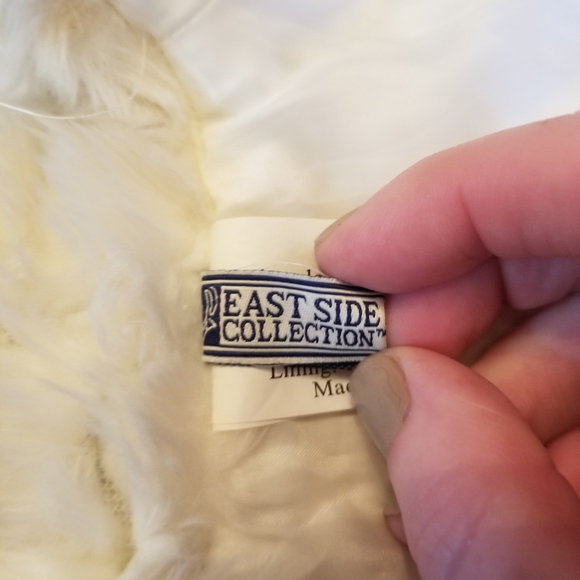 Preloved Eastside Collection pet fur - Picture 6 of 7